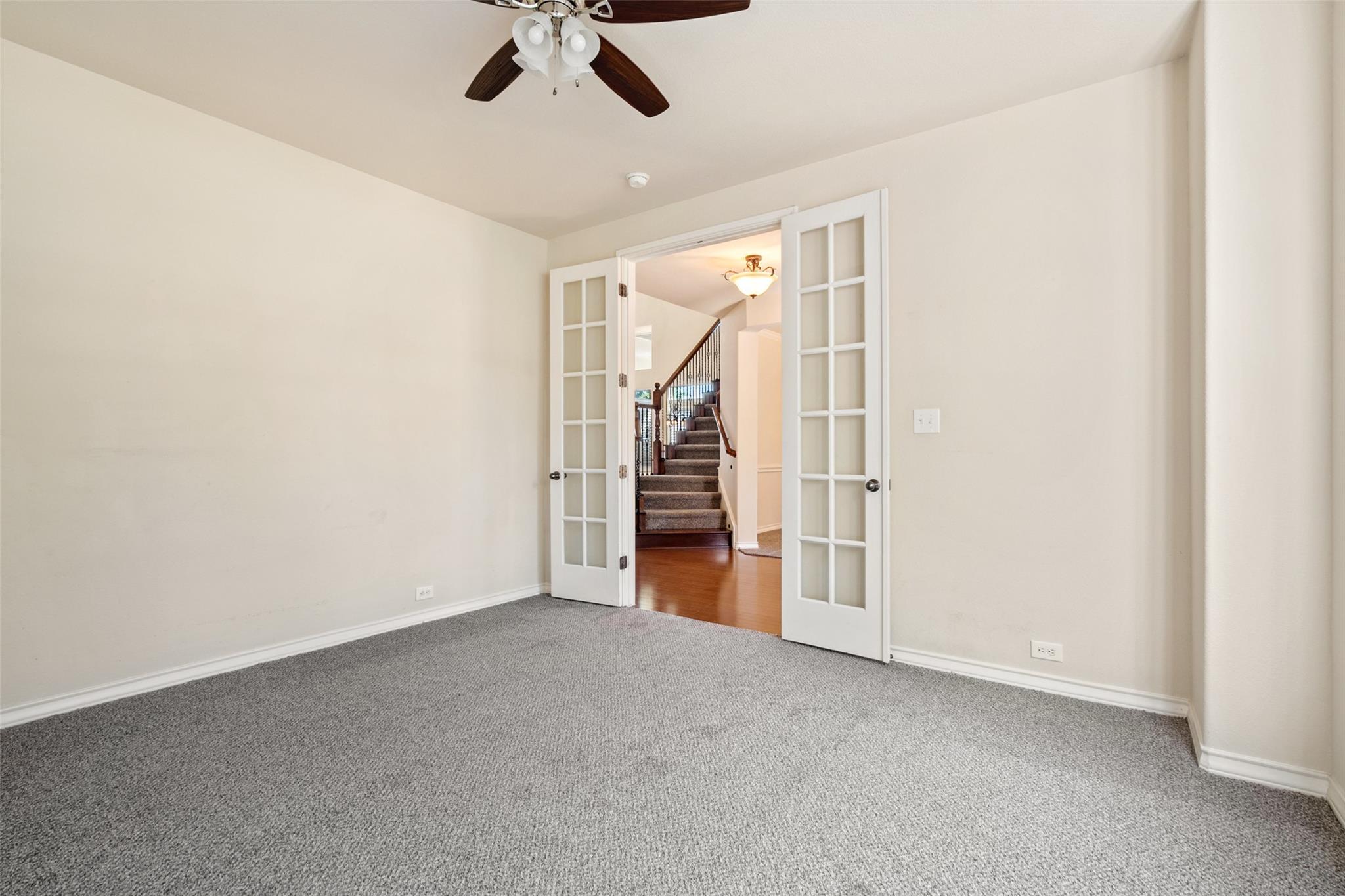 304 Las Colinas Dr Property Photo 9