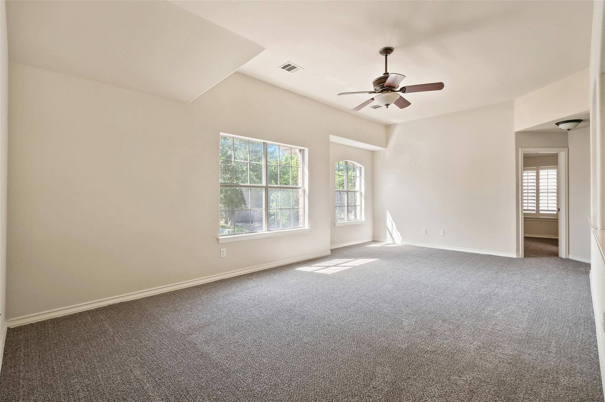 304 Las Colinas Dr Property Photo 29