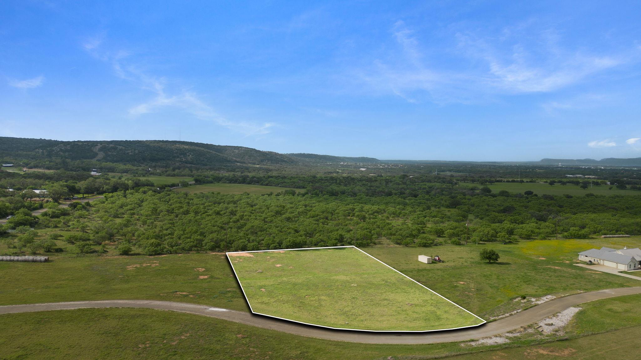 129 Lone Oak Dr #lot 3 Property Photo 4