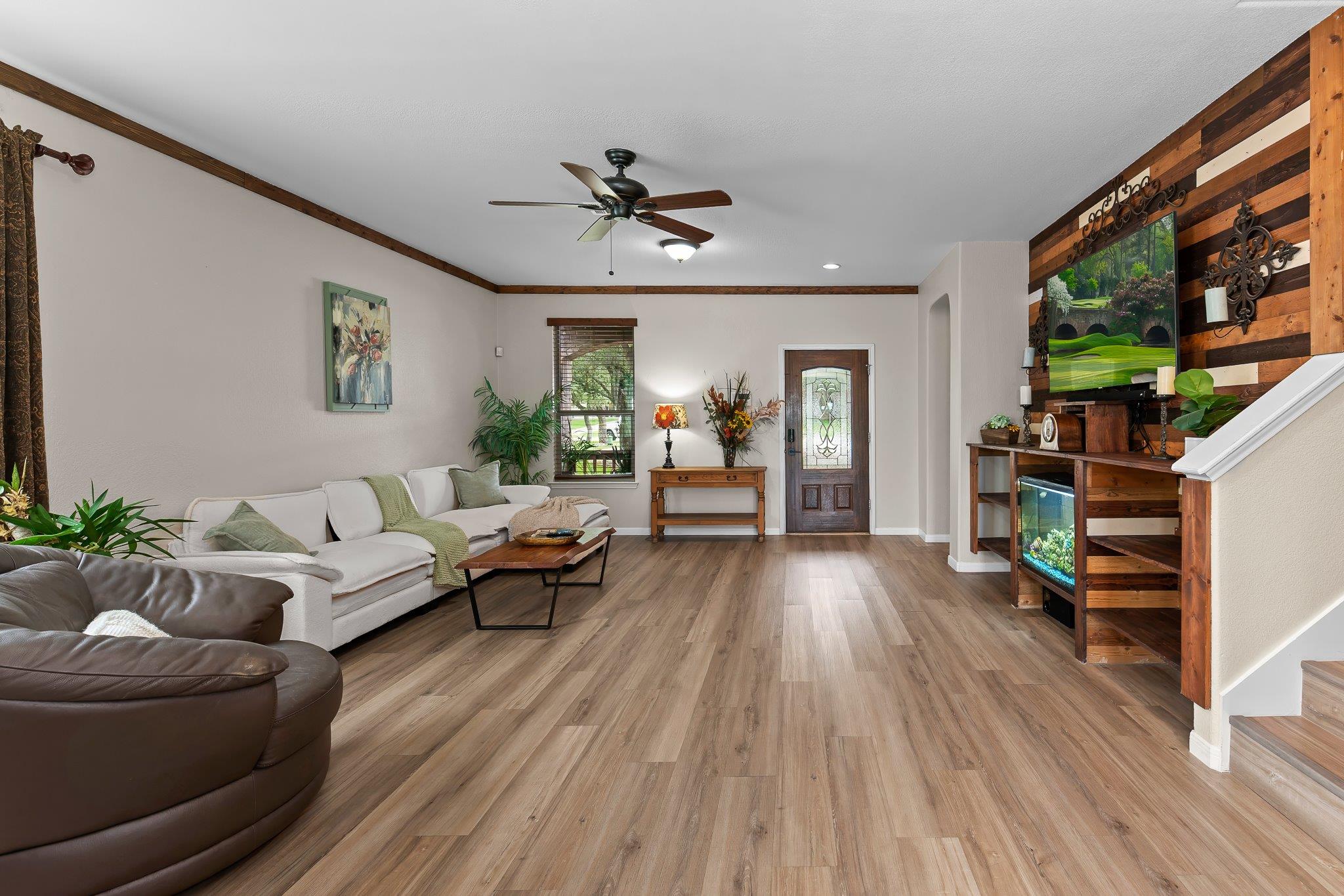 2417 Hollis Ln Property Photo 12