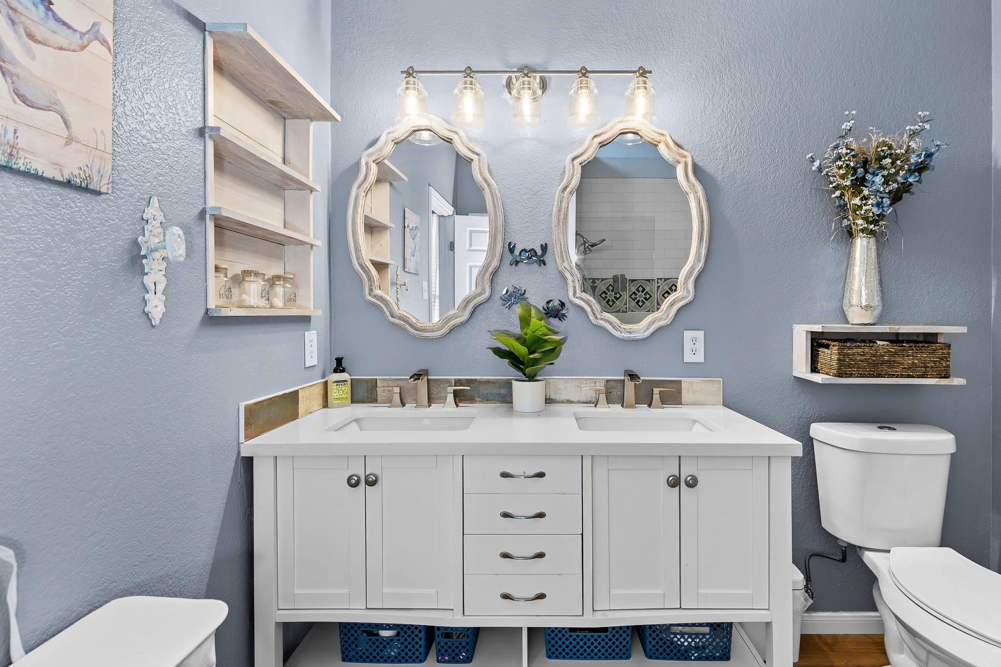 2417 Hollis Ln Property Photo 26