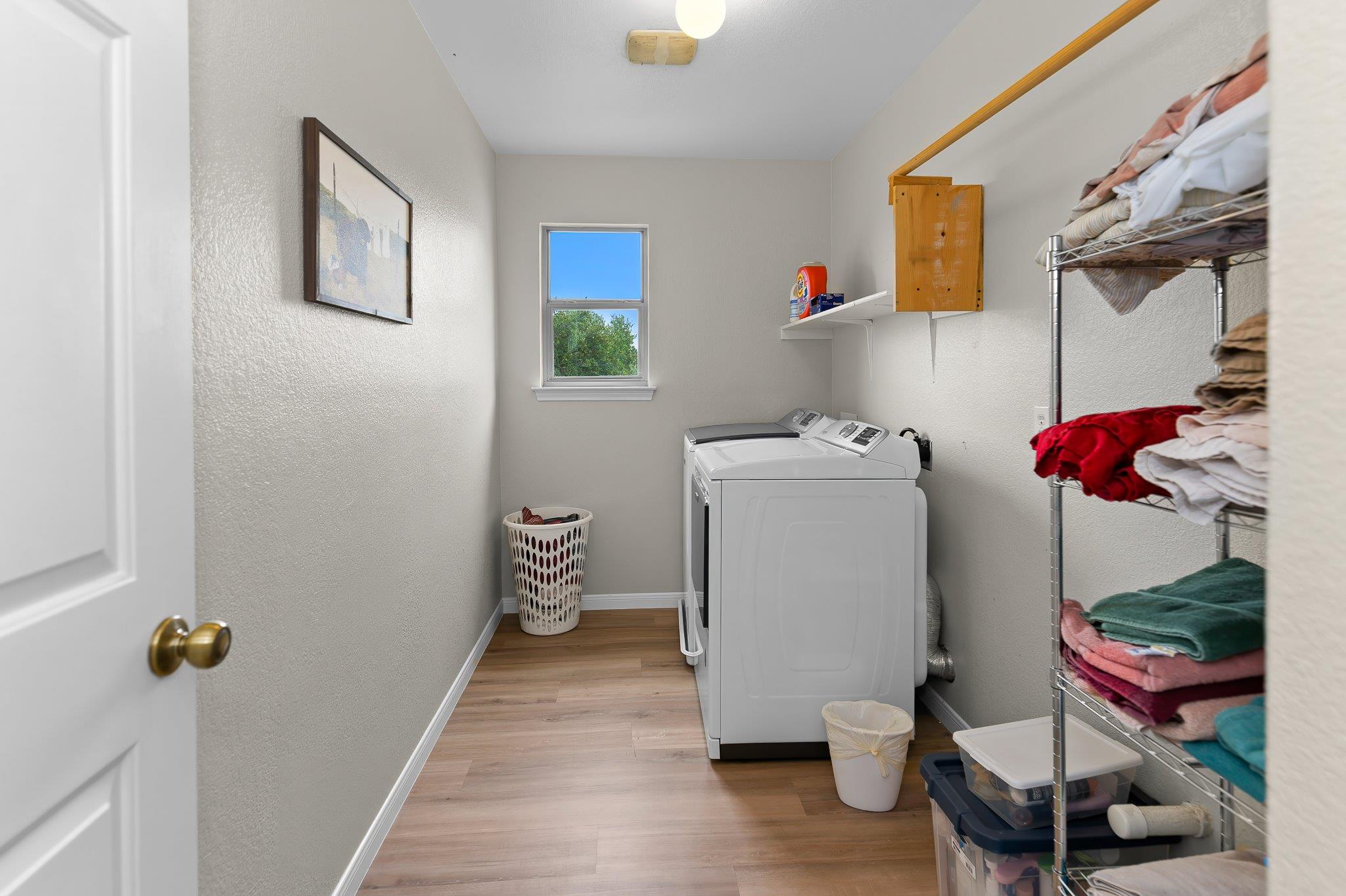 2417 Hollis Ln Property Photo 29