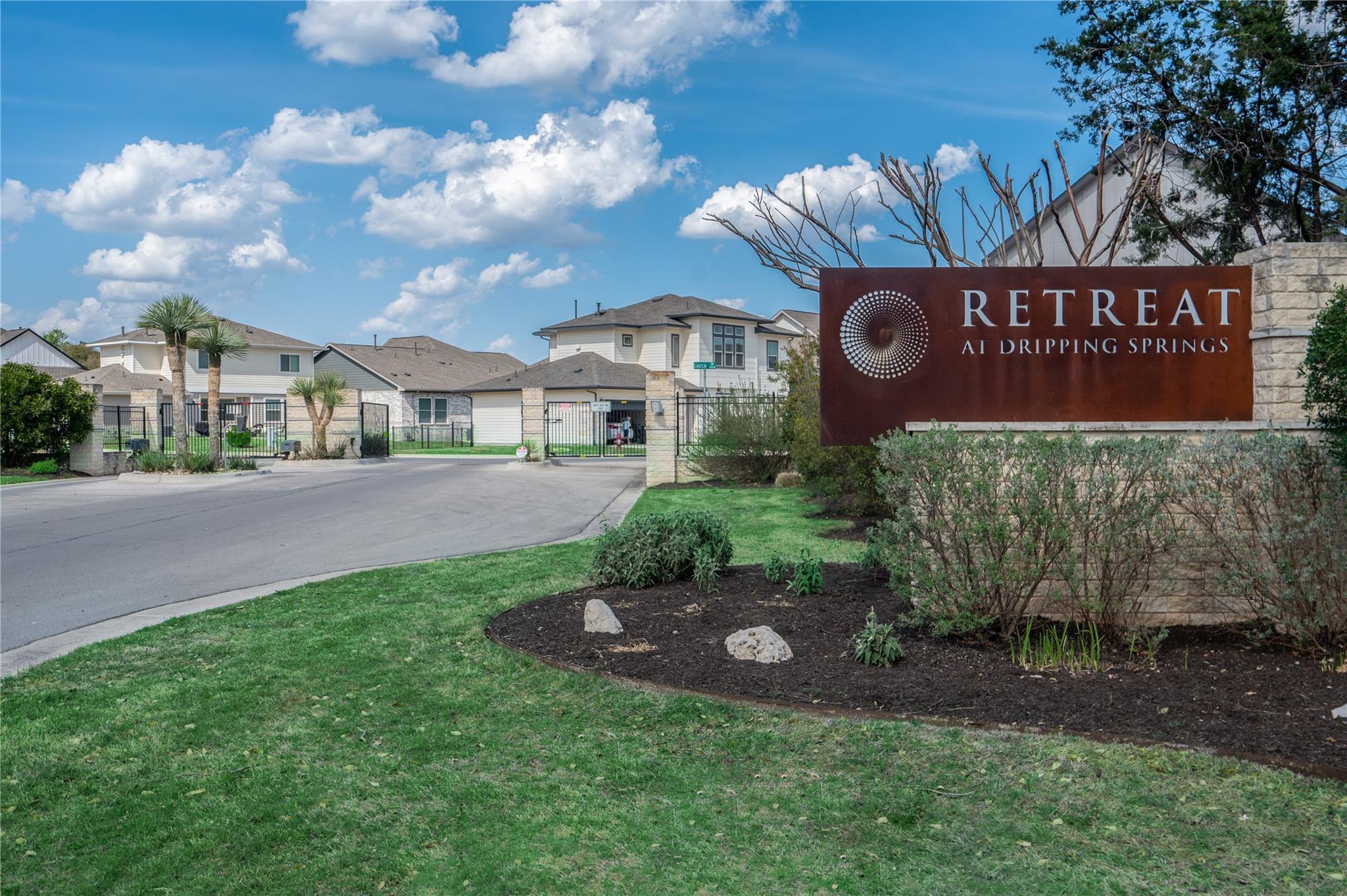 142 Volterra Ln Property Photo 31