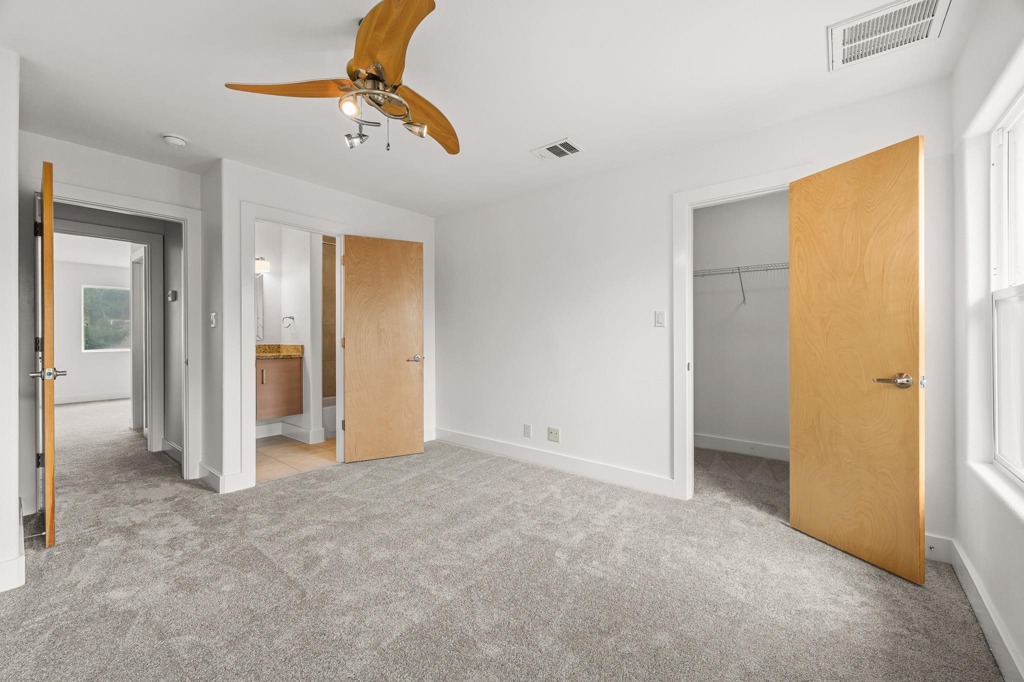 1101 Grove Blvd #208 Property Photo 13