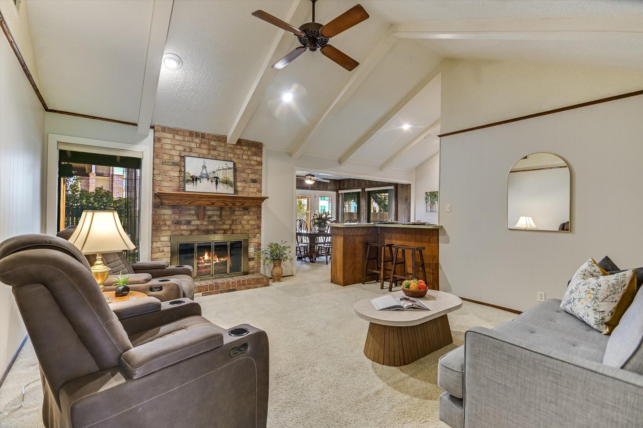 10207 Willfield Dr Property Photo 6