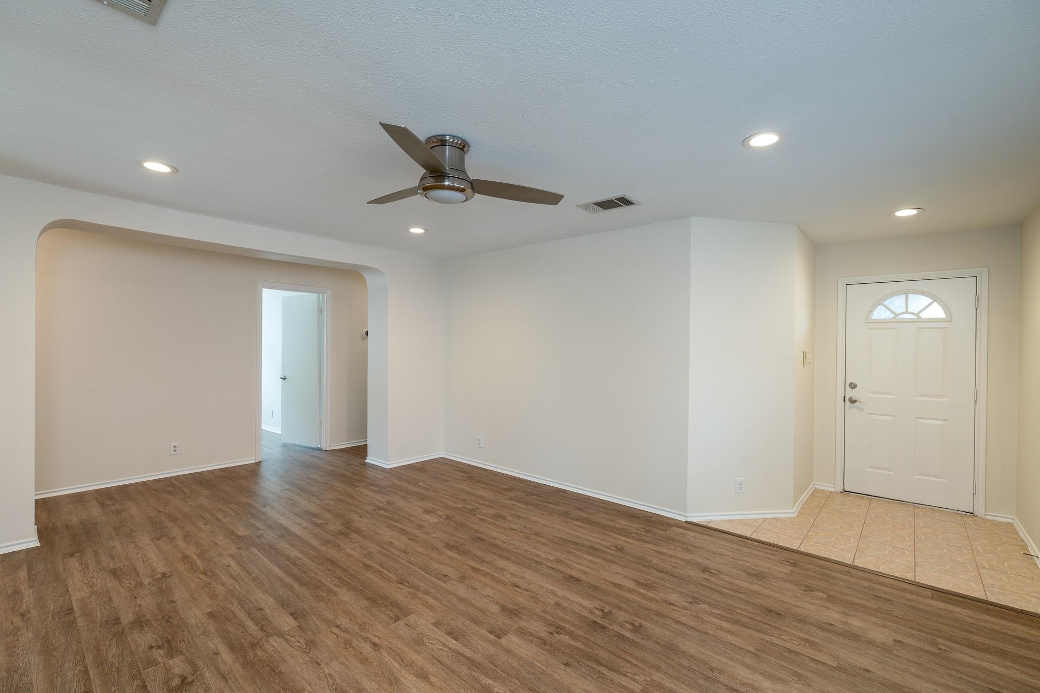 3111 Hailey Ln Property Photo 4