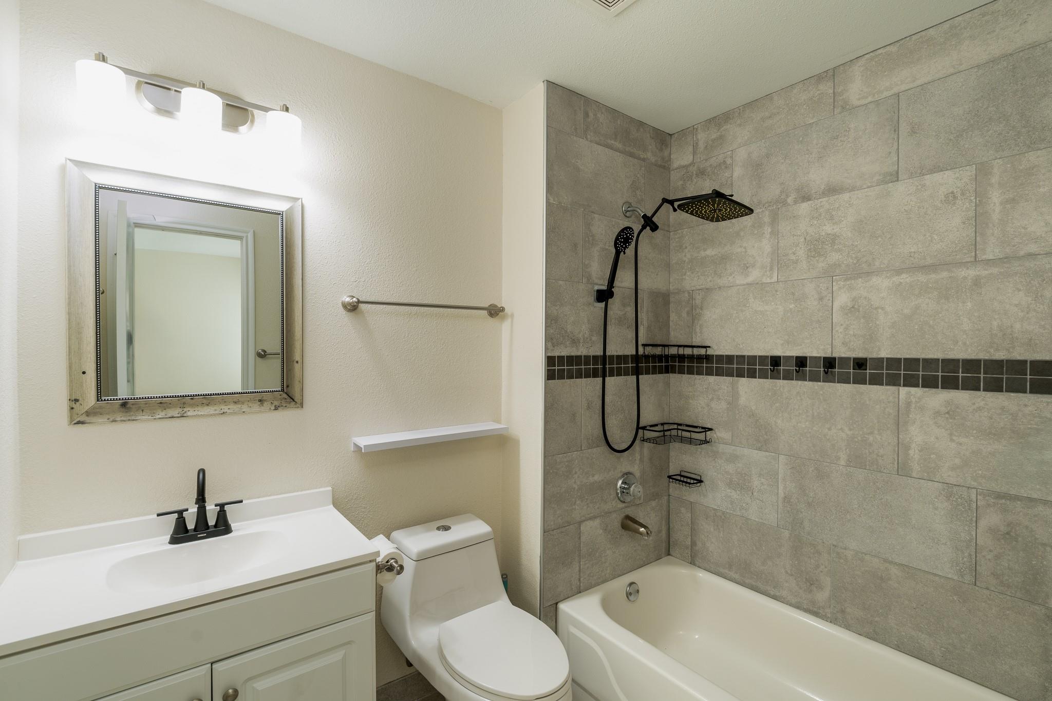 3111 Hailey Ln Property Photo 9