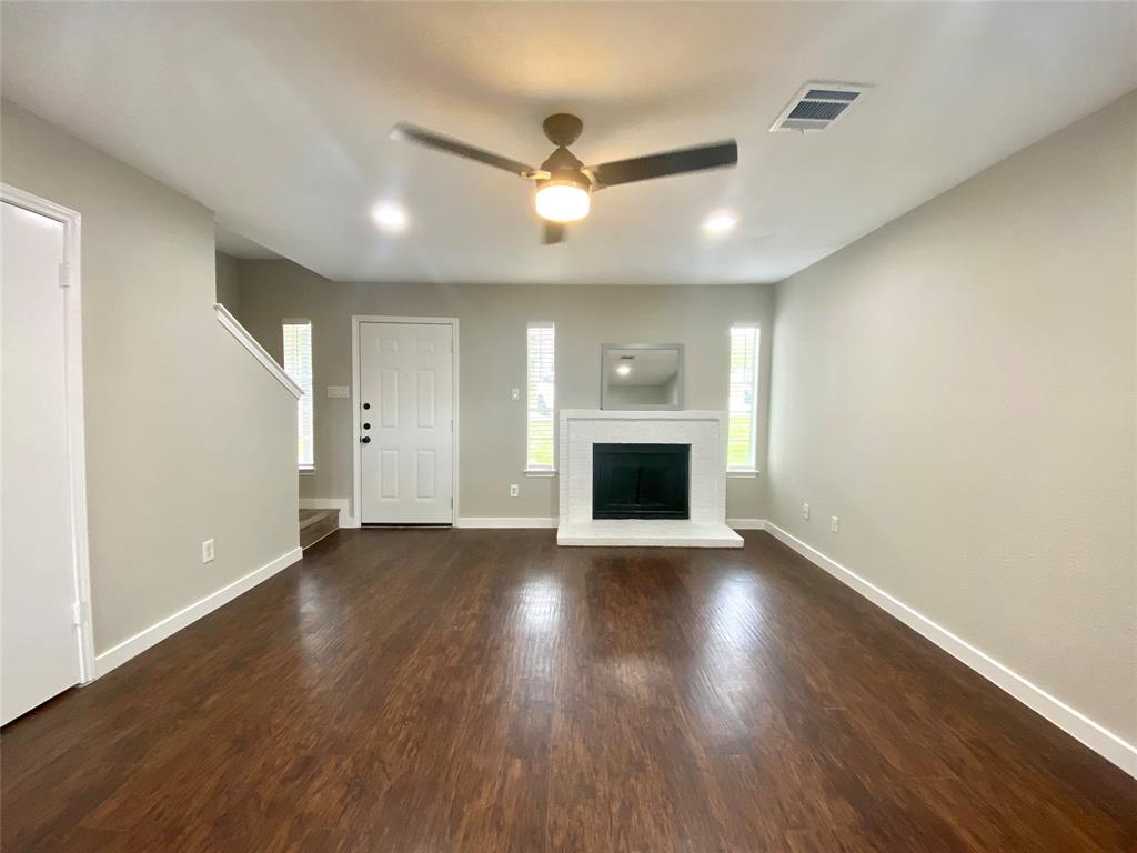 1803 River Crossing Cir #a Property Photo 4