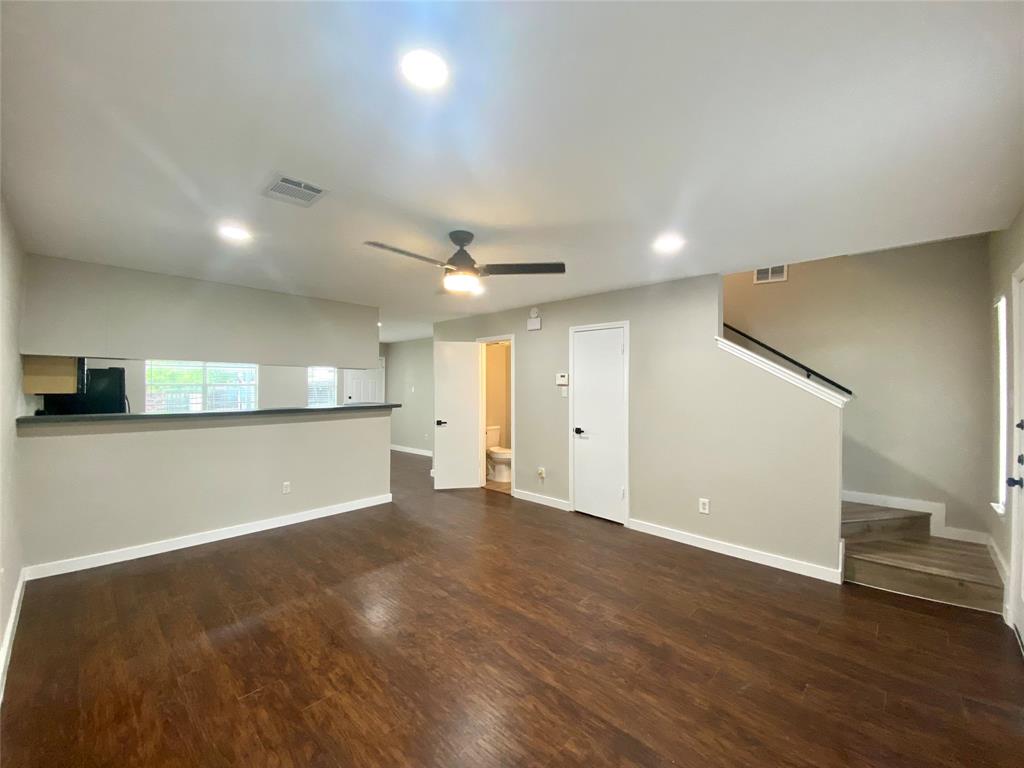 1803 River Crossing Cir #a Property Photo 5