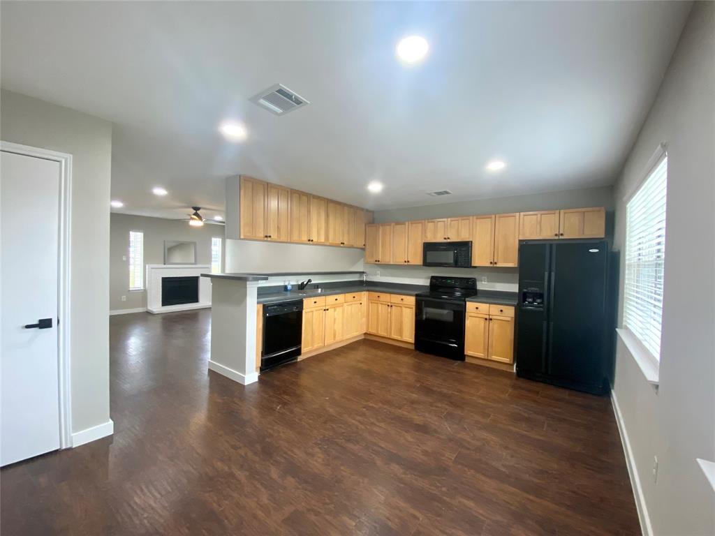 1803 River Crossing Cir #a Property Photo 8