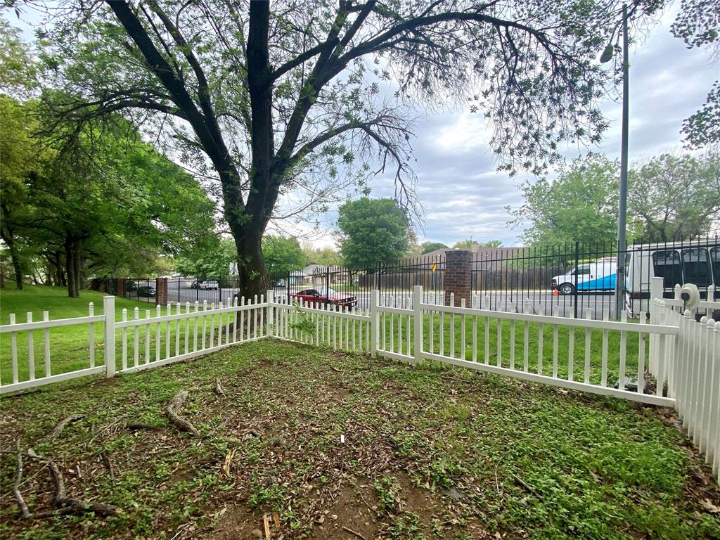 1803 River Crossing Cir #a Property Photo 12