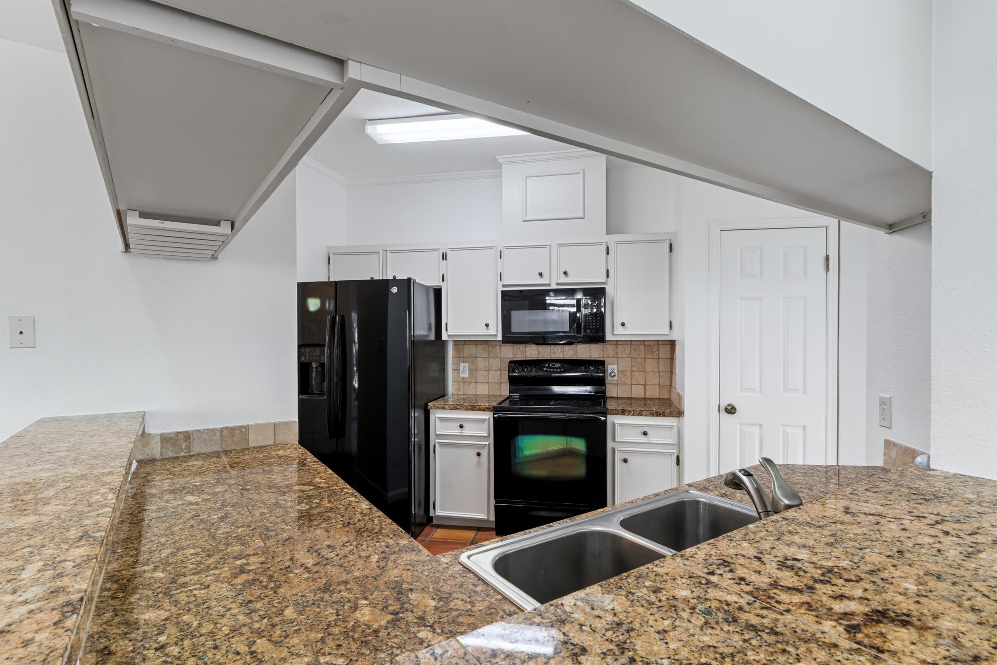 5711 Taylor Draper Cv #b Property Photo 15