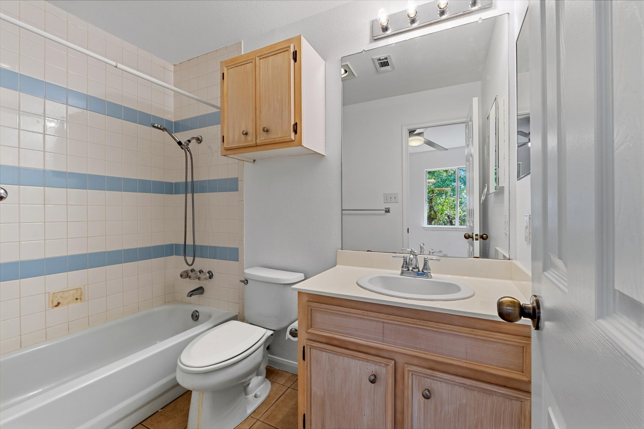 5711 Taylor Draper Cv #b Property Photo 26