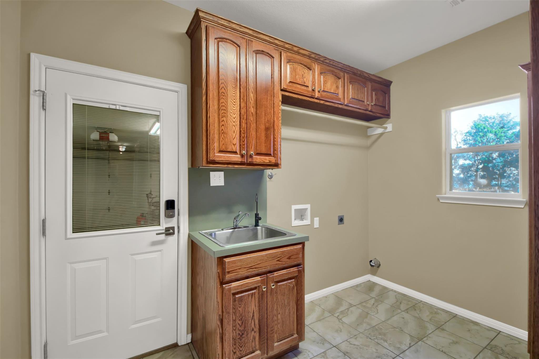 9610 Schmidt Ln Property Photo 19