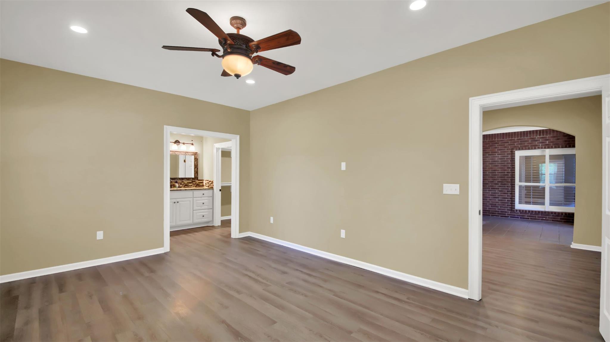 9610 Schmidt Ln Property Photo 25