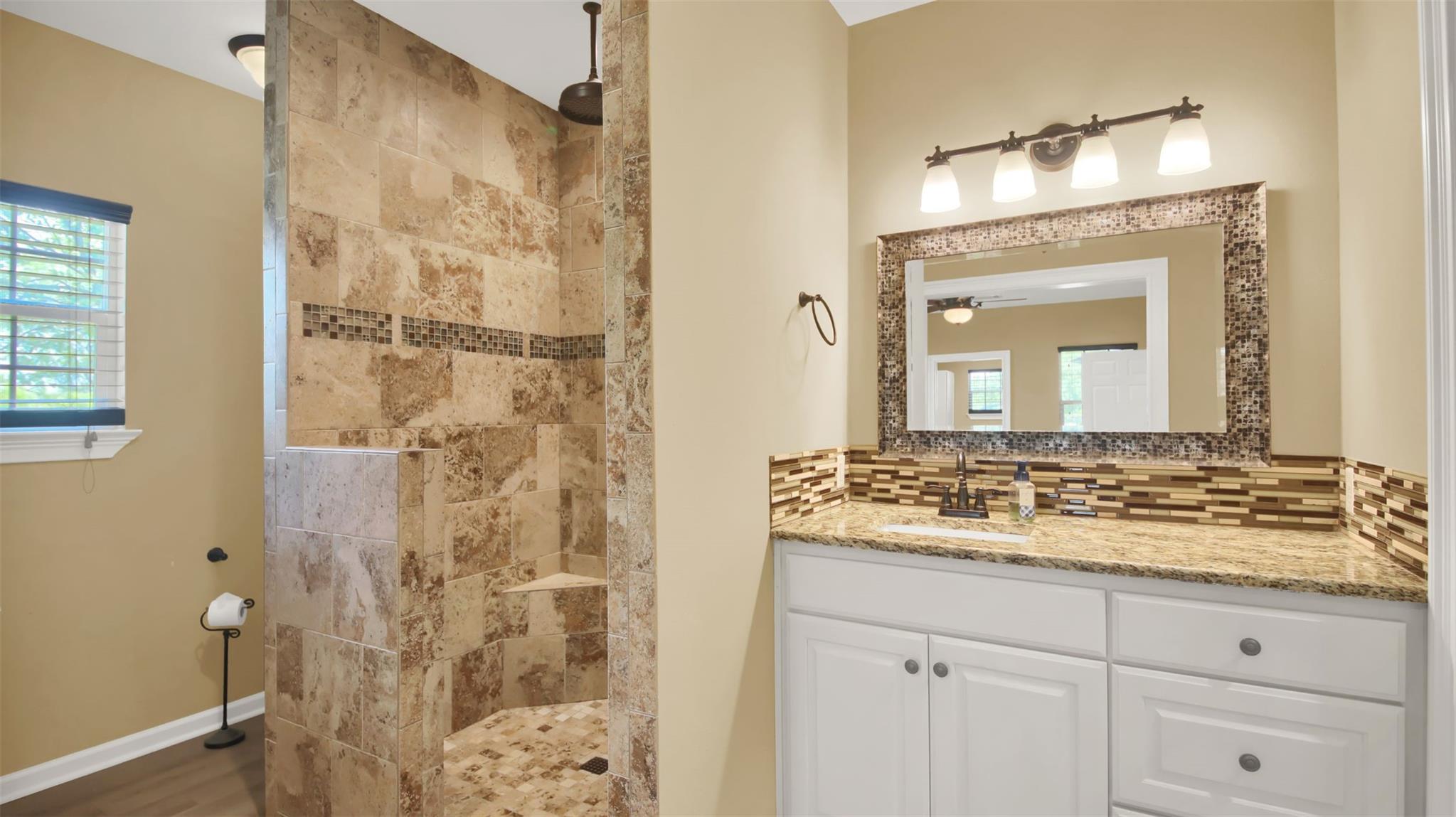 9610 Schmidt Ln Property Photo 26