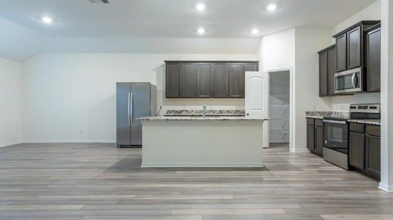 1331 Treeta Trl Property Photo 4