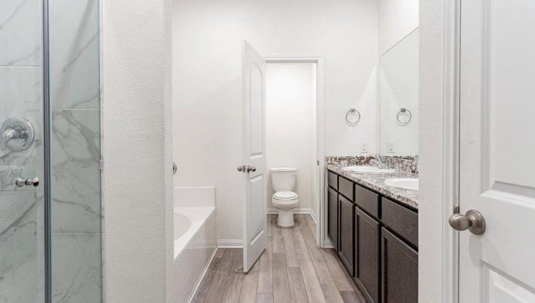1331 Treeta Trl Property Photo 8
