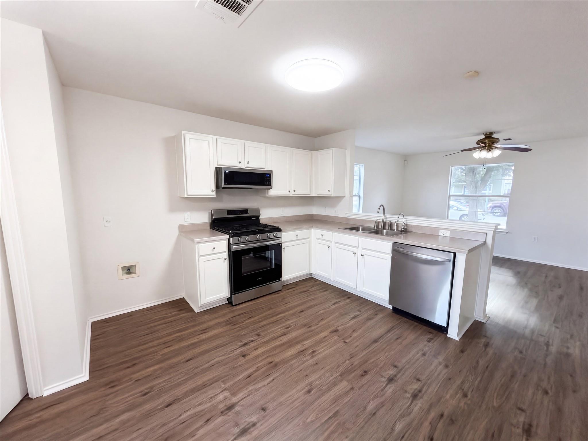 11521 Melstone Dr Property Photo 4