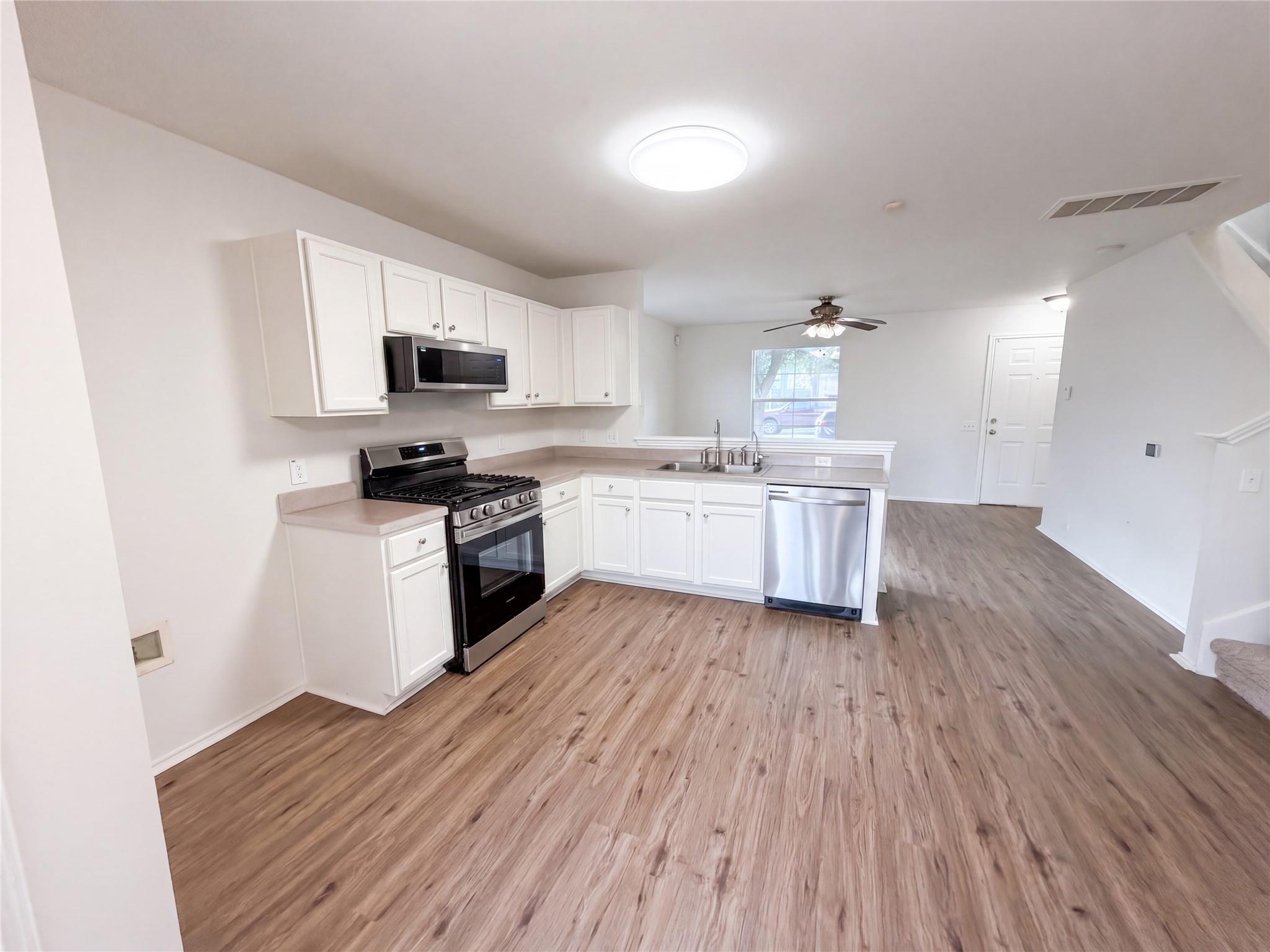 11521 Melstone Dr Property Photo 8