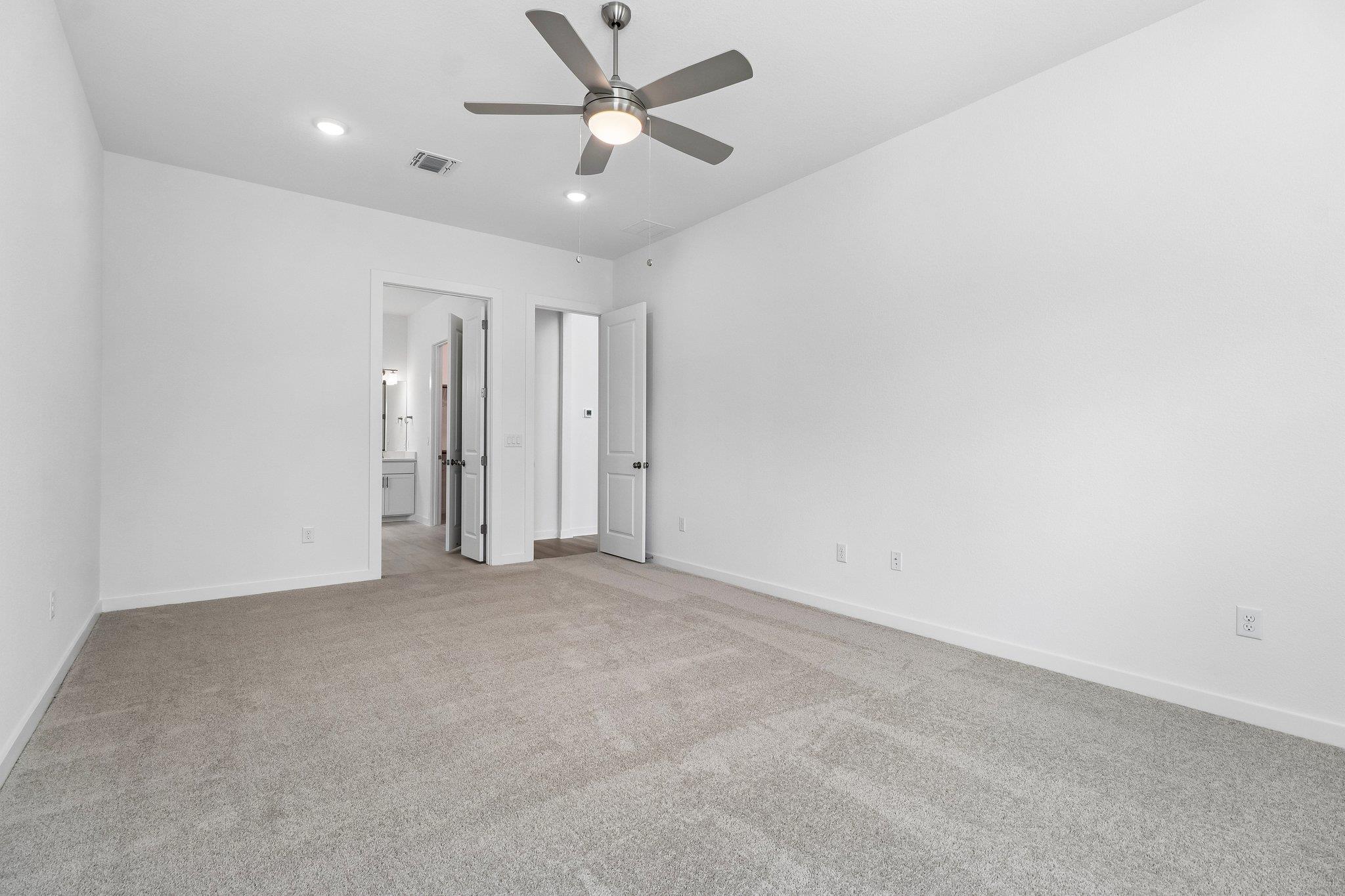 4008 Fulton Dr Property Photo 11