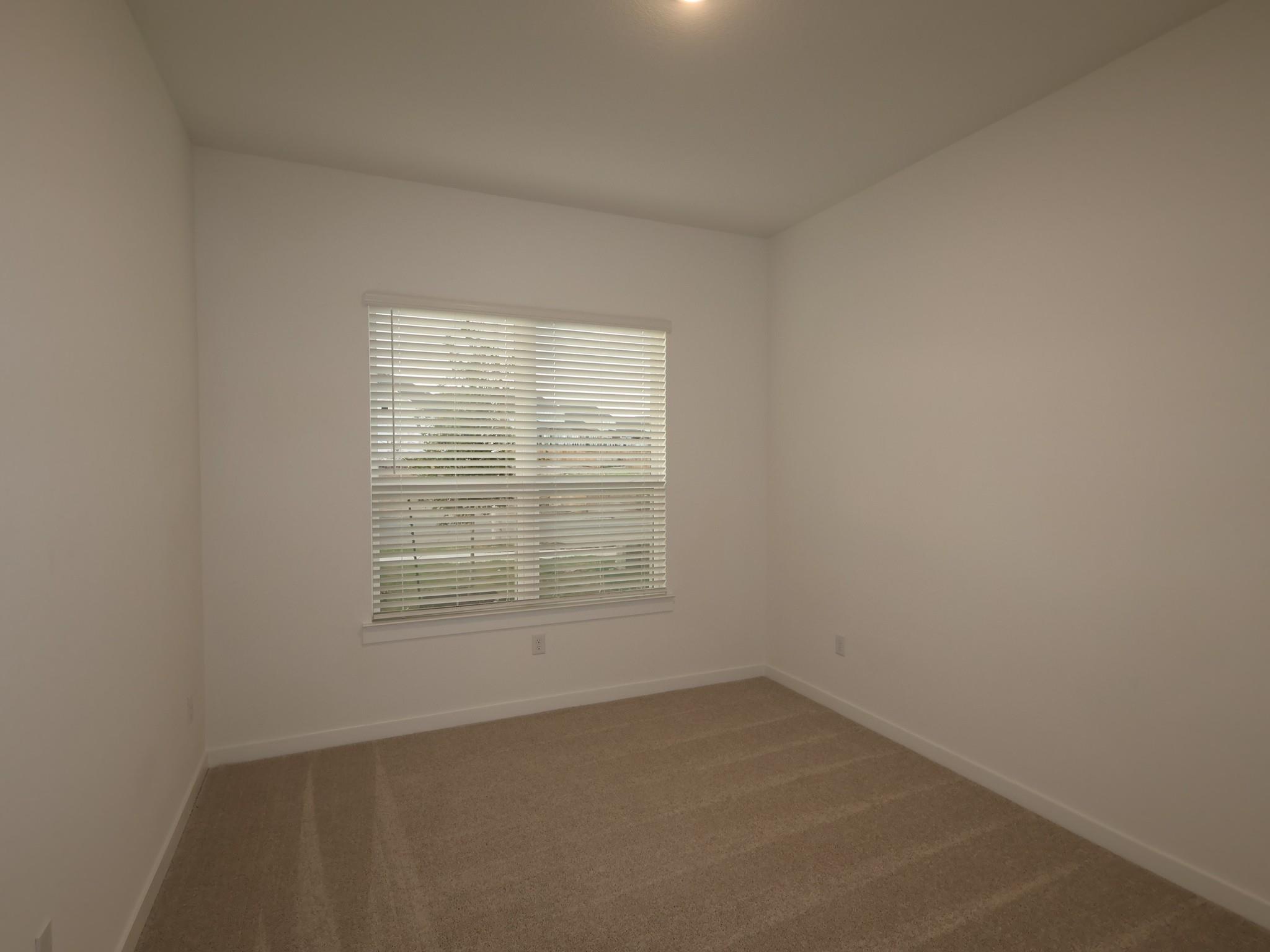 4008 Fulton Dr Property Photo 12