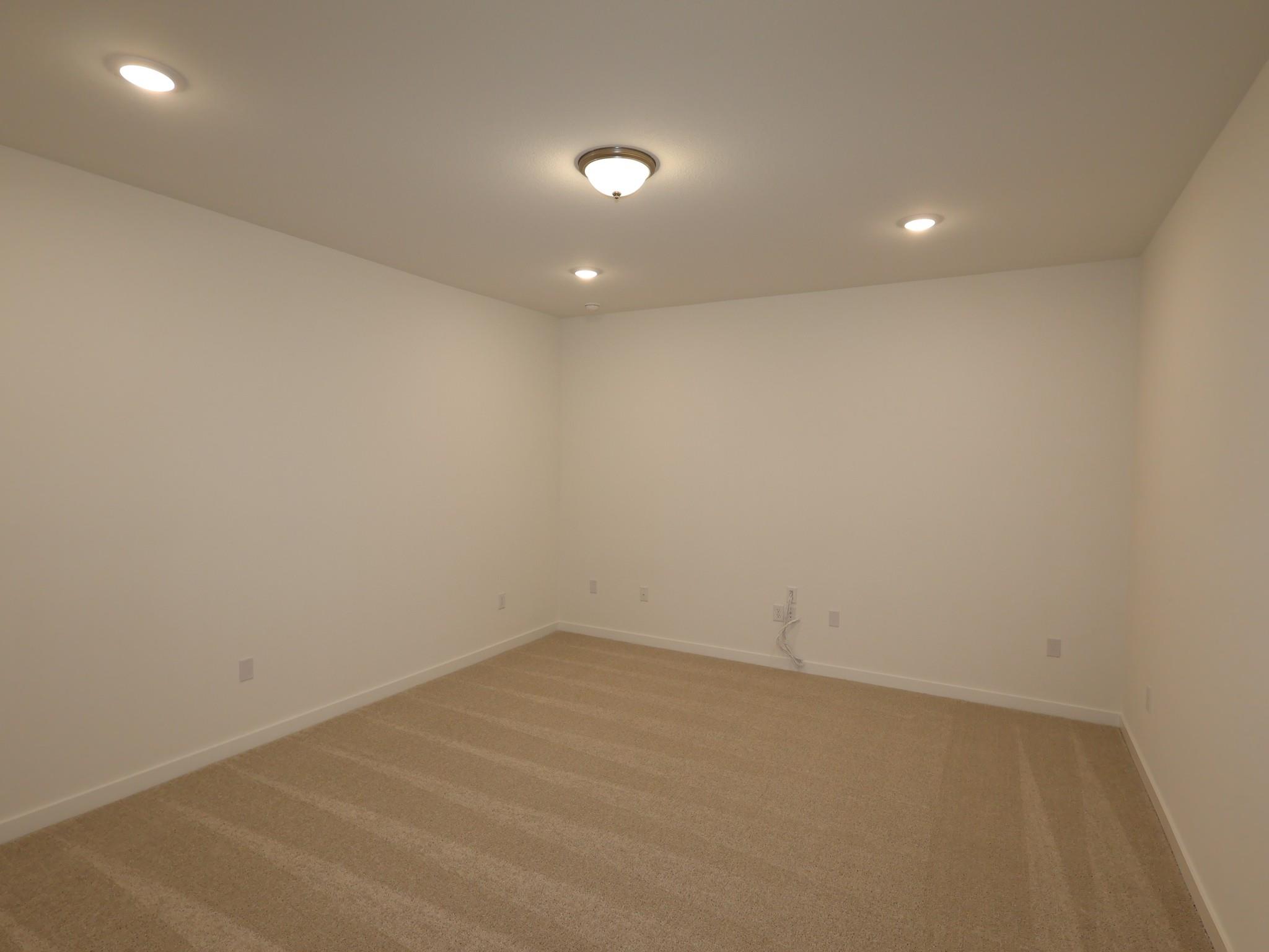 4008 Fulton Dr Property Photo 21