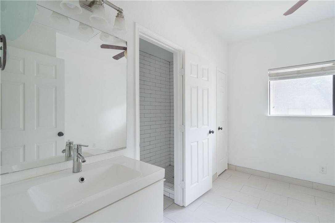 2605 Enfield Rd #110 Property Photo 14