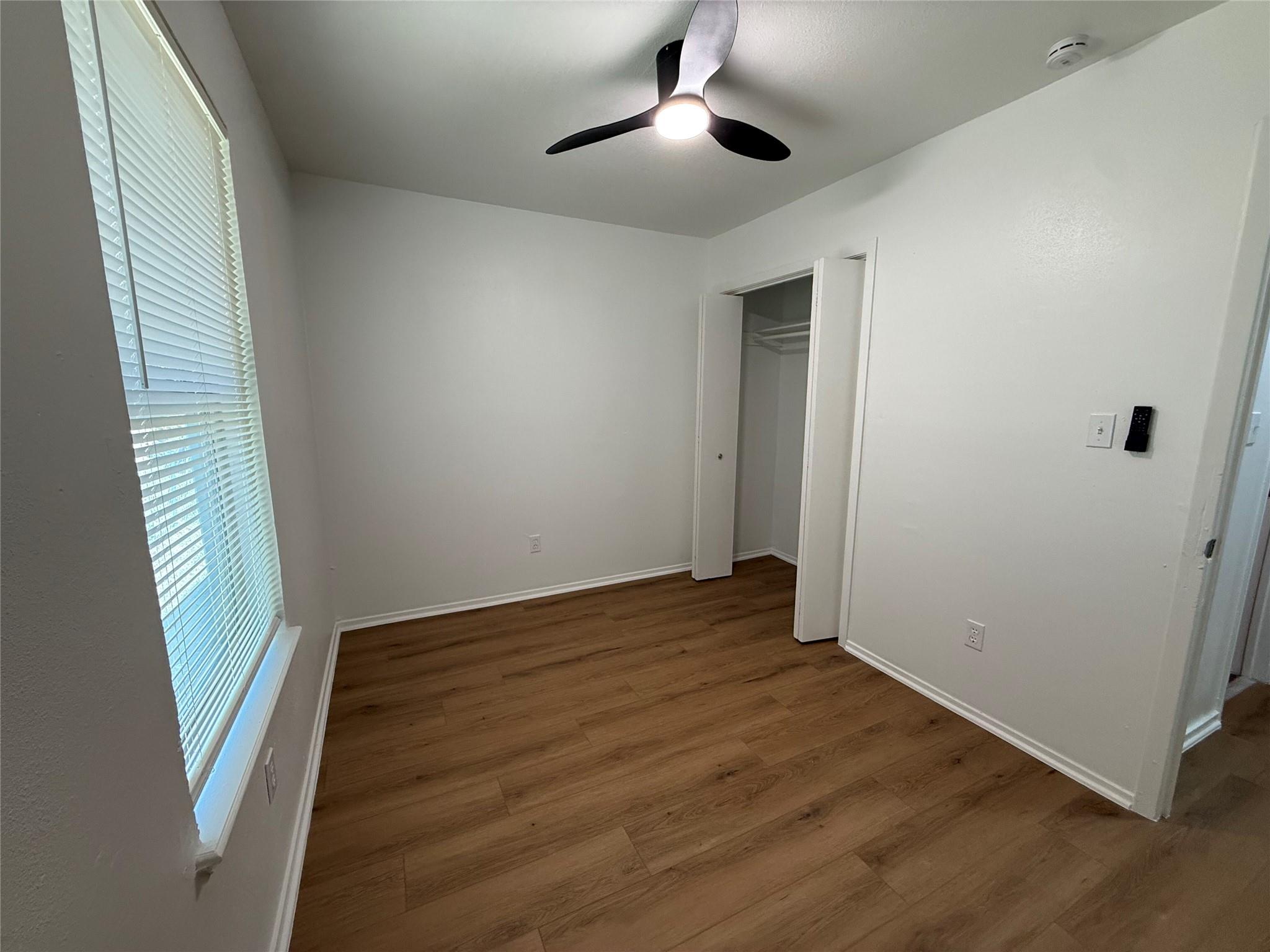 1009 Alex St #b Property Photo 6