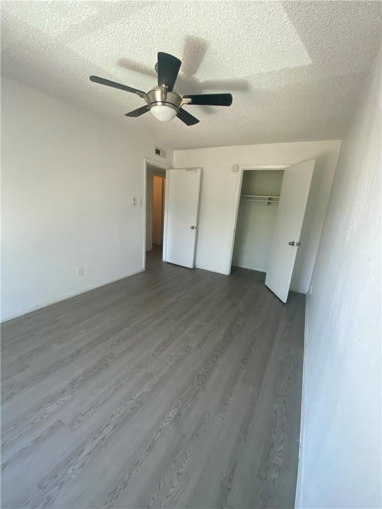 2401 Manor Rd #207 Property Photo 5