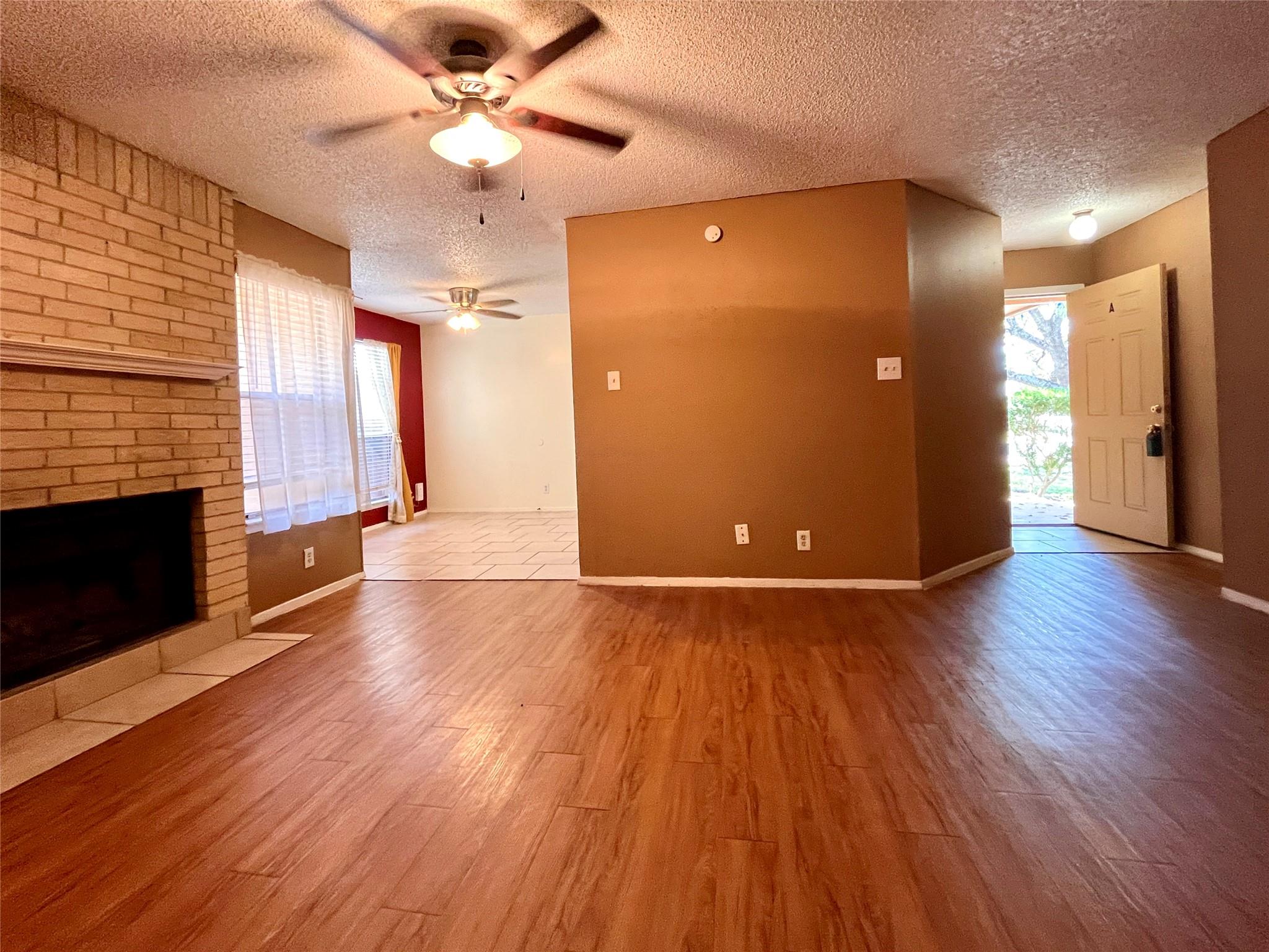 2802 Aftonshire Way Way #a Property Photo 3