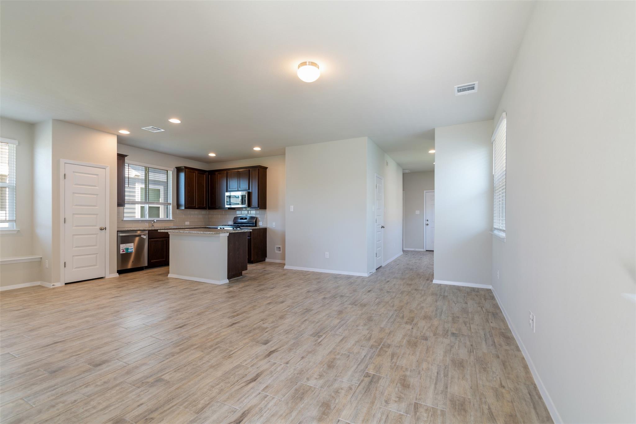 220 Fabion St Property Photo 8