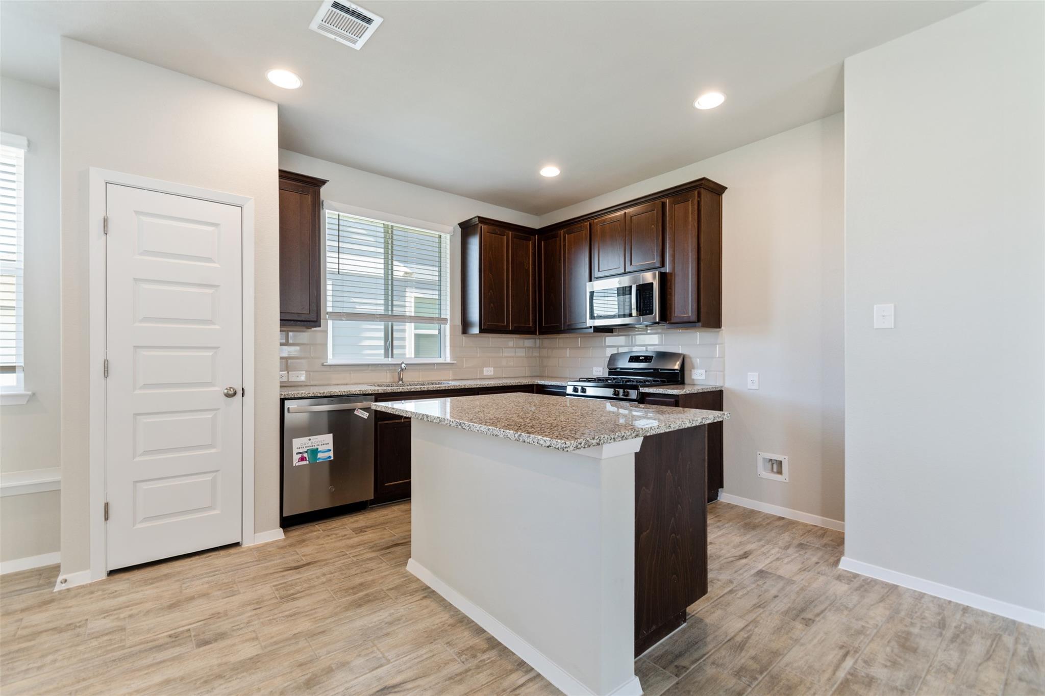 220 Fabion St Property Photo 12