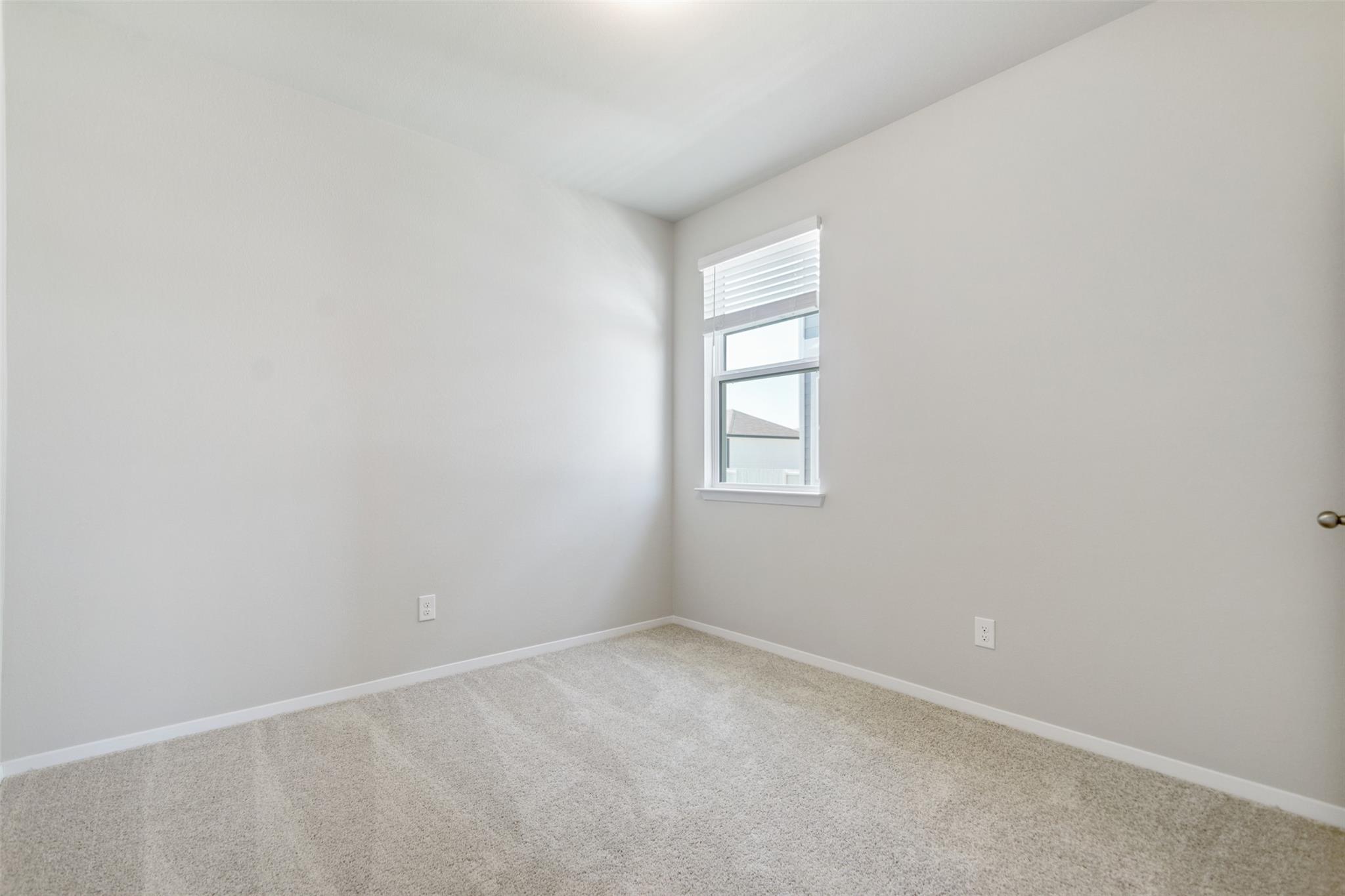 220 Fabion St Property Photo 26