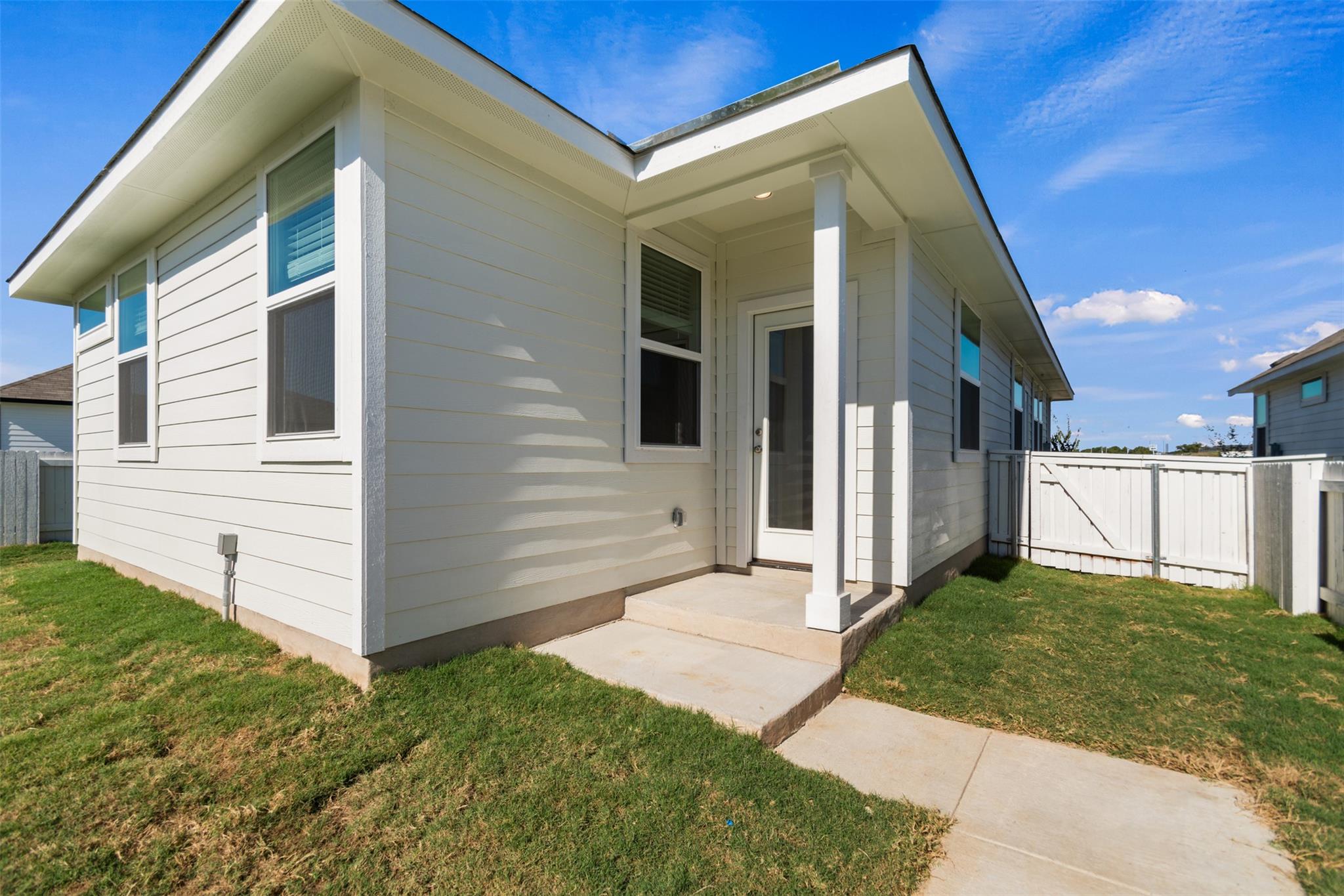 220 Fabion St Property Photo 28