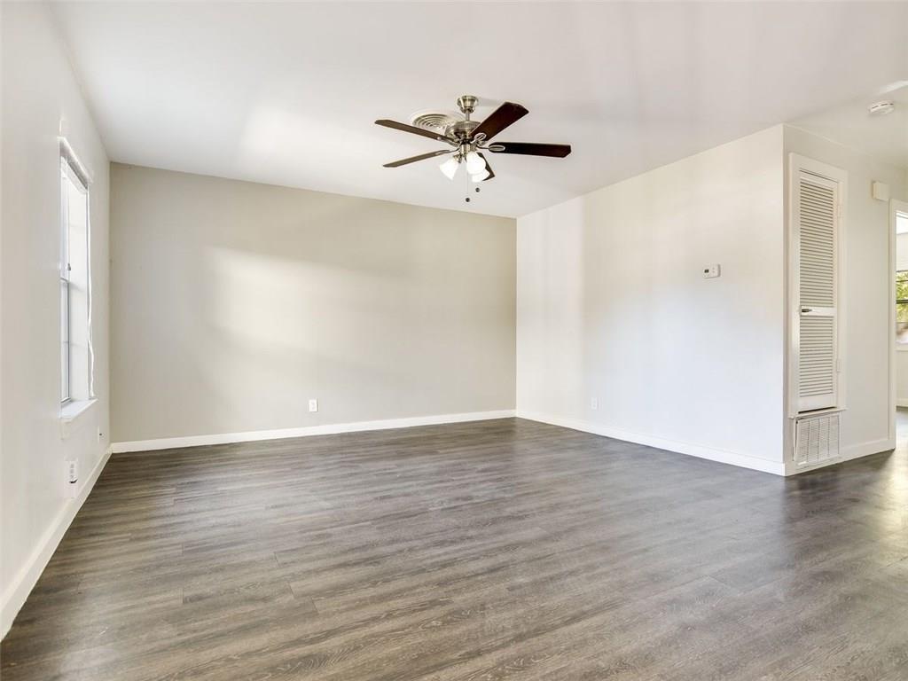 6113 Manor Rd #a Property Photo 3