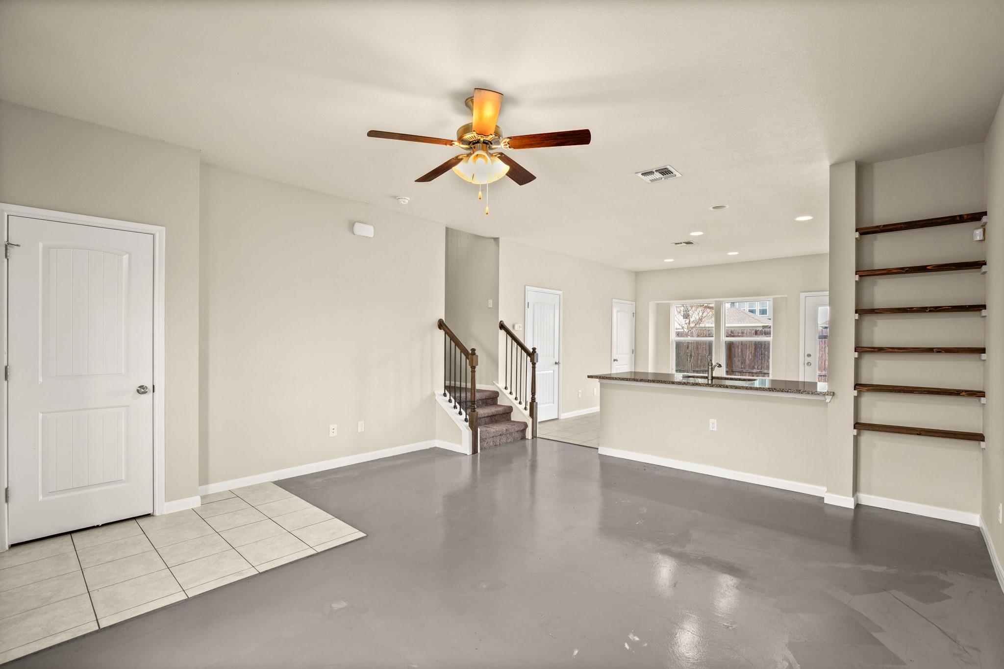 1006 Sand Post Pl Property Photo 7