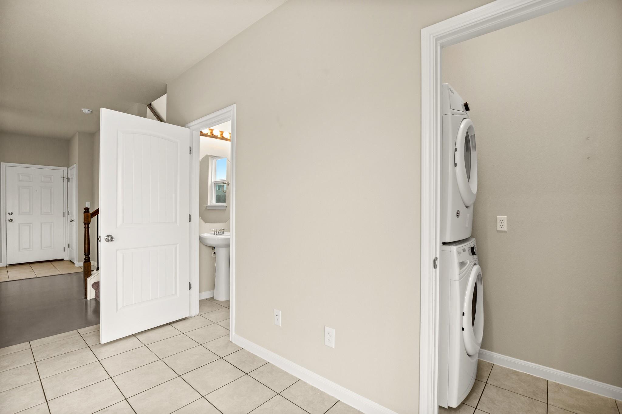 1006 Sand Post Pl Property Photo 19