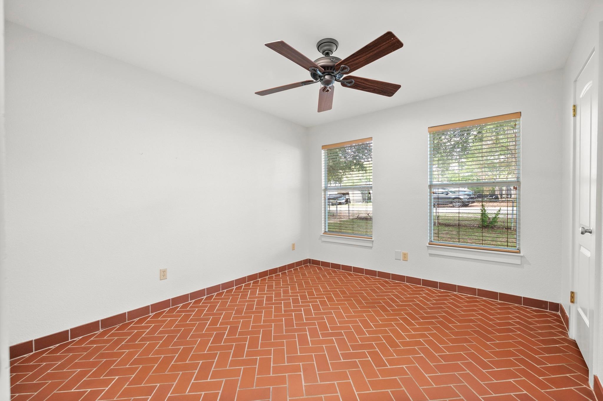1601 West Ln Property Photo 27