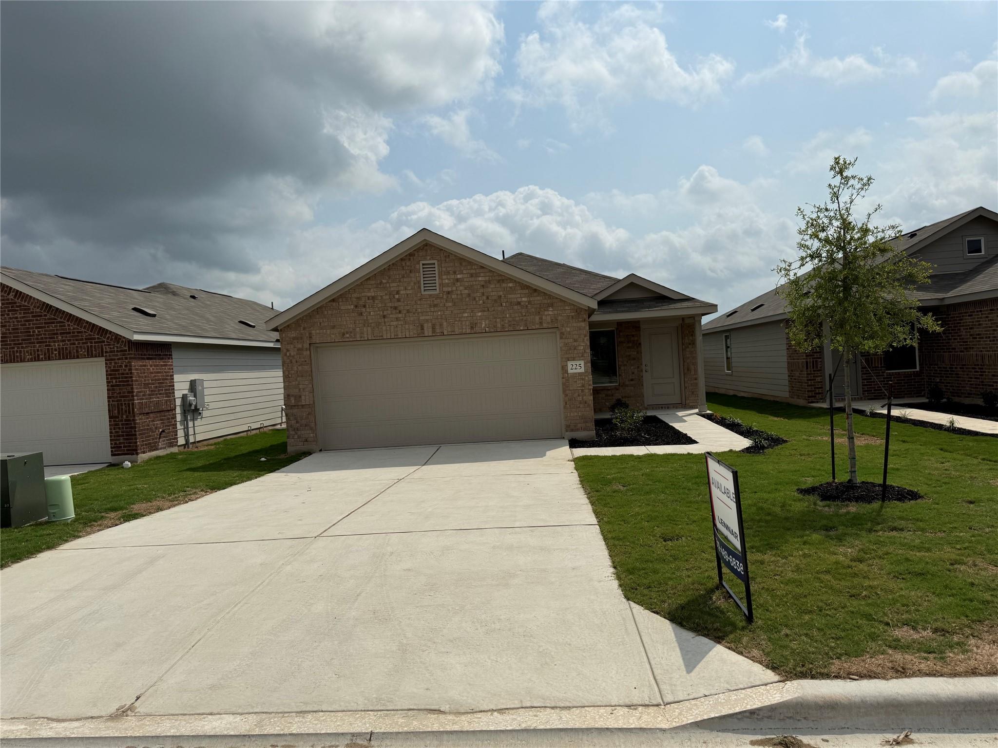 225 Brannigan Dr Property Photo 2