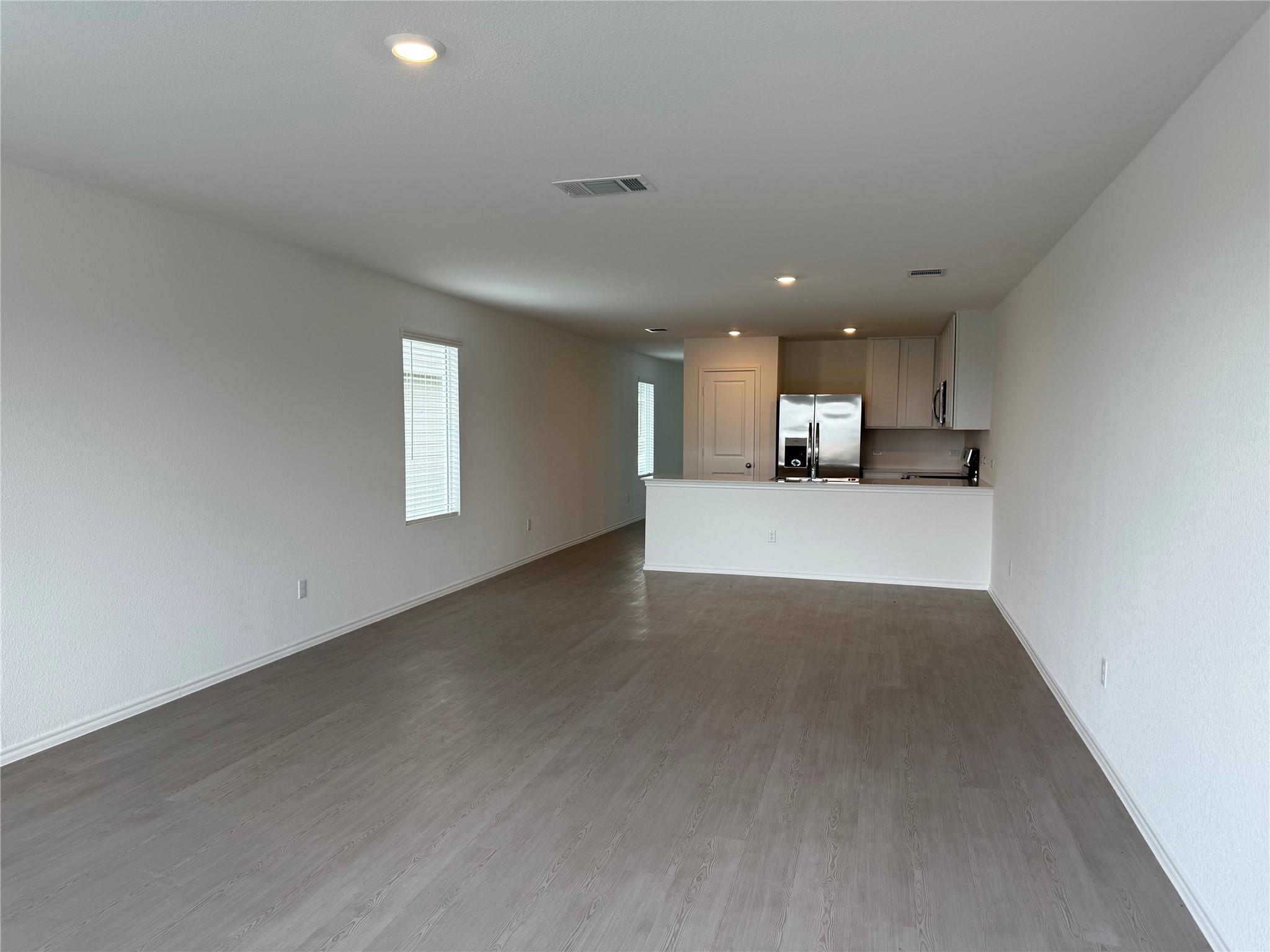 225 Brannigan Dr Property Photo 4