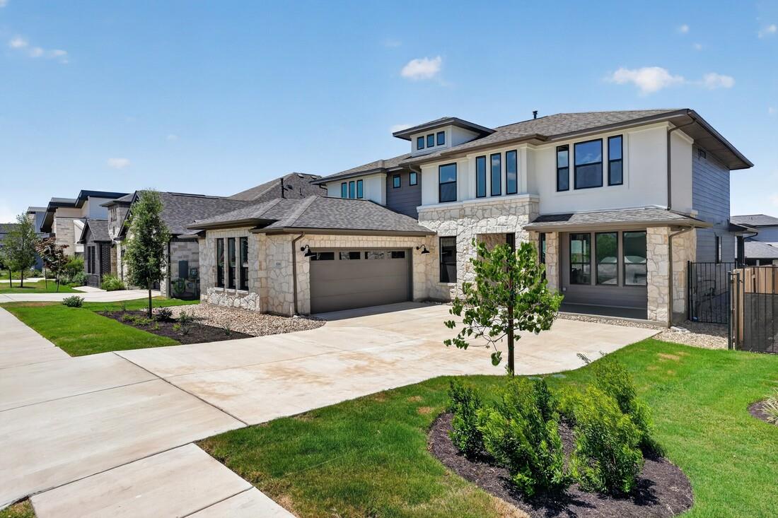 9204 The Ravine Way Property Photo 1