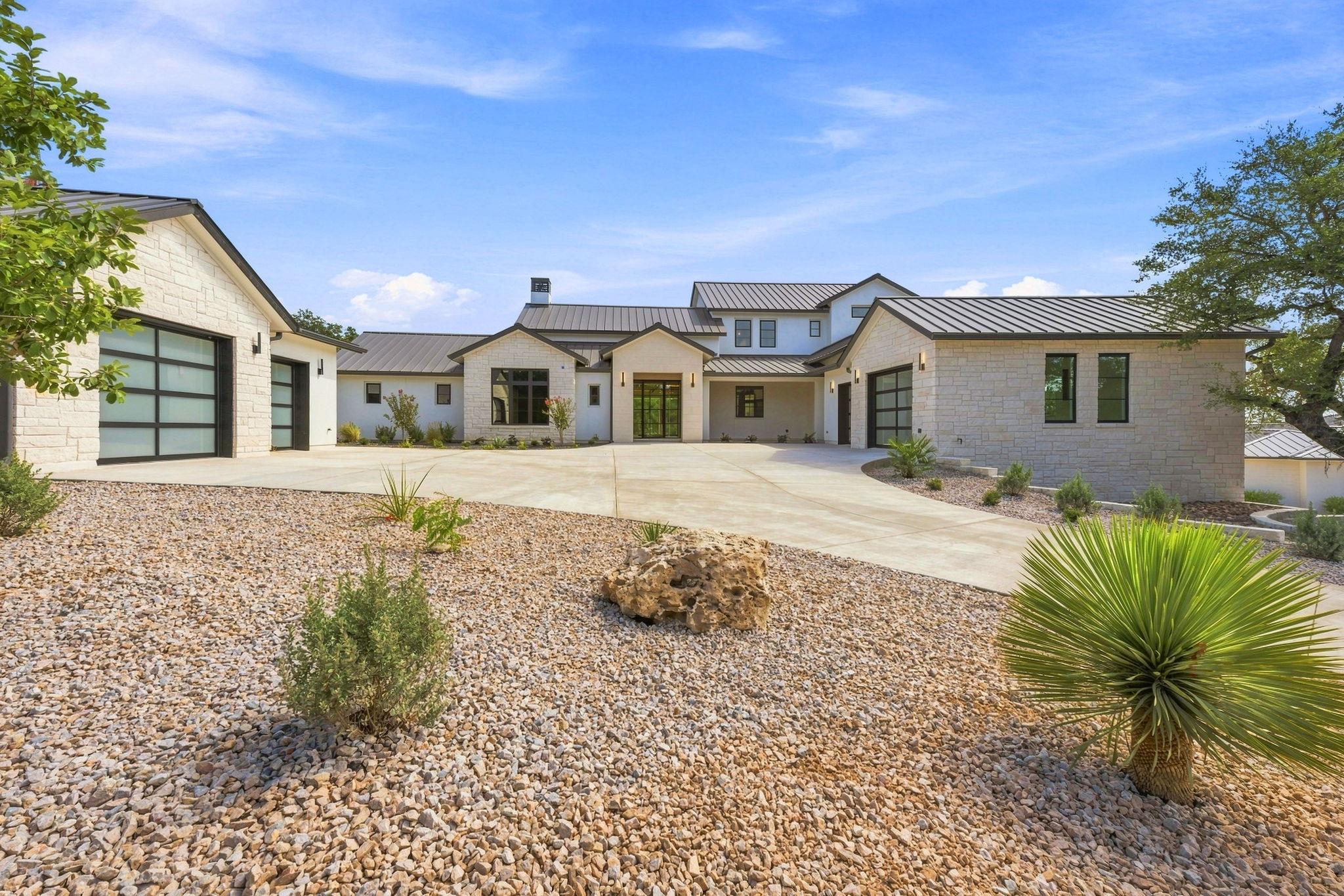101 Broadwing Cv Property Photo 2