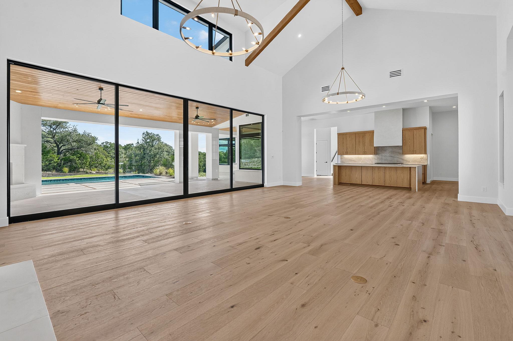 101 Broadwing Cv Property Photo 3