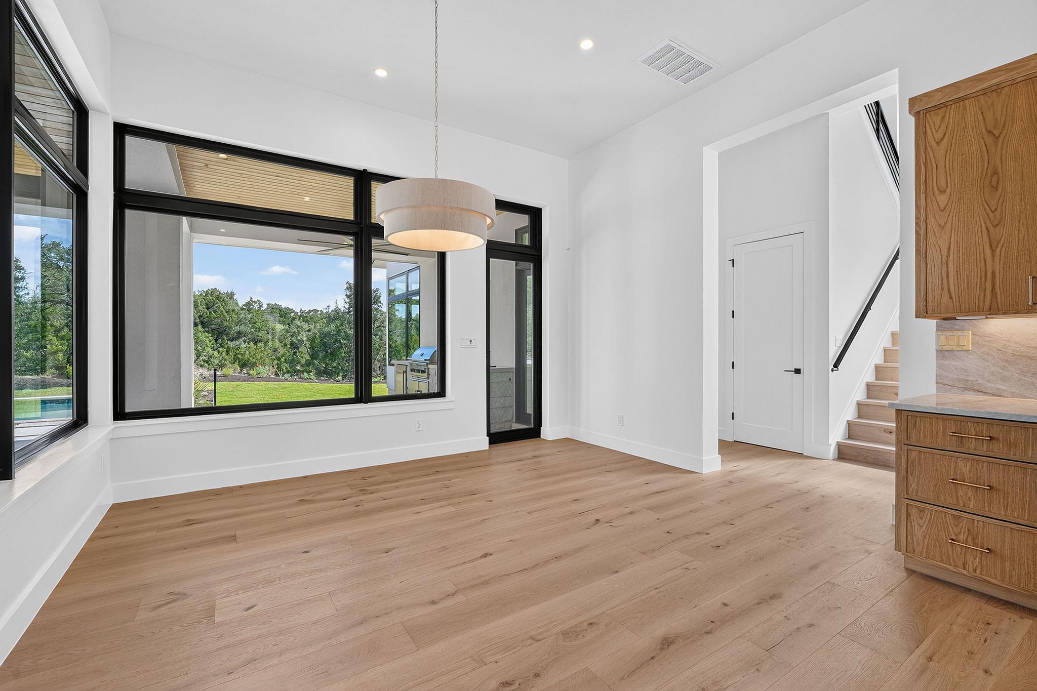 101 Broadwing Cv Property Photo 12