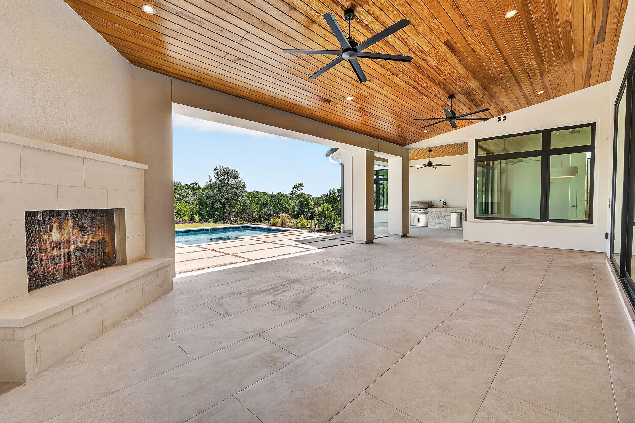 101 Broadwing Cv Property Photo 33