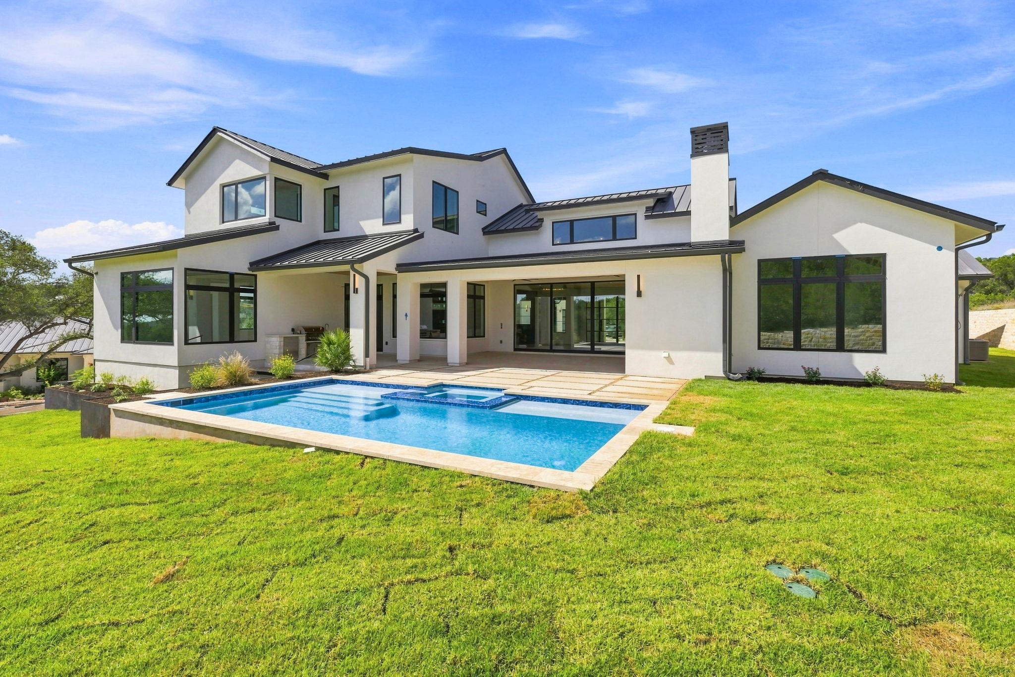 101 Broadwing Cv Property Photo 37