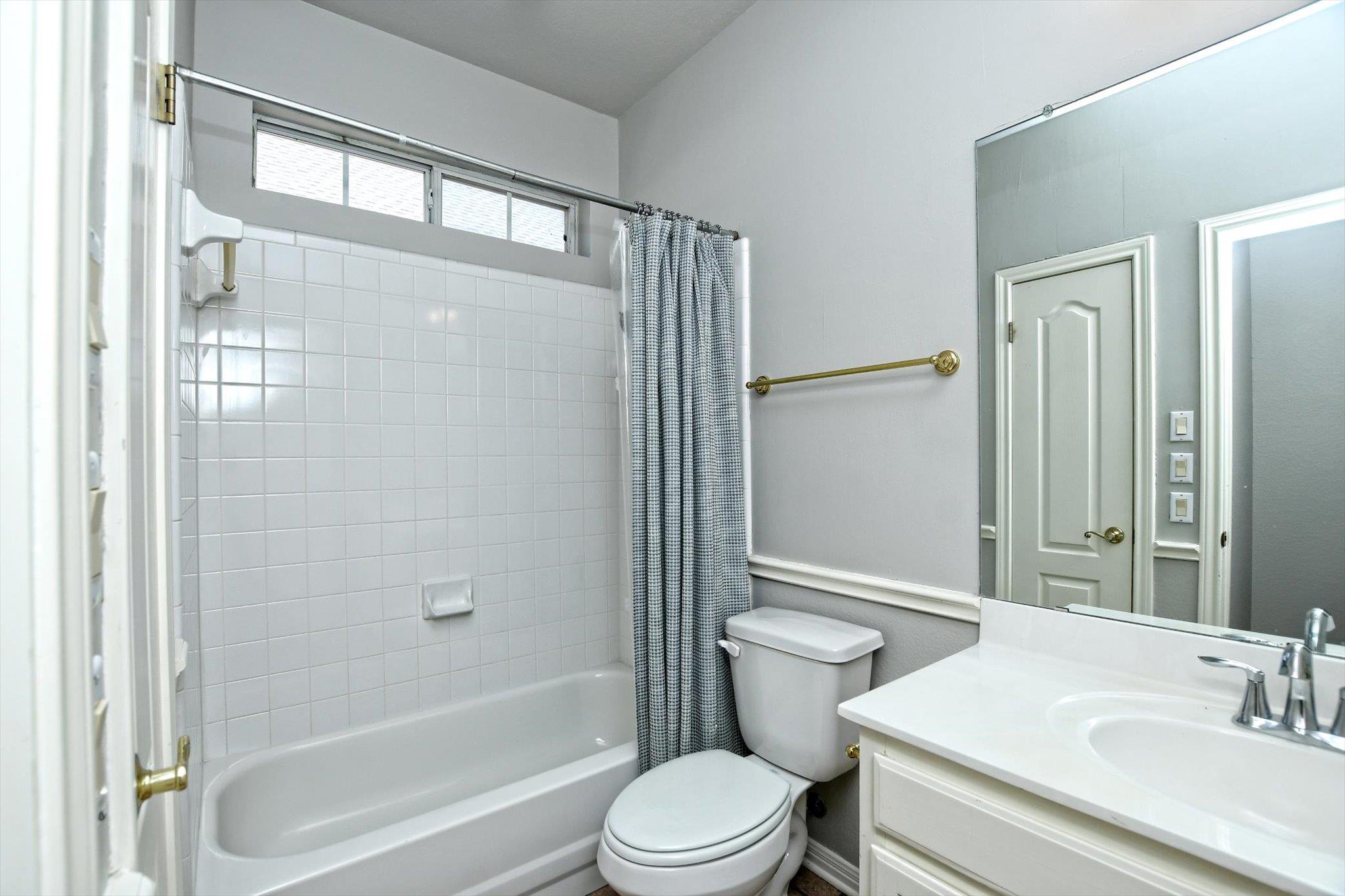 9934 Barbrook Dr Property Photo 20