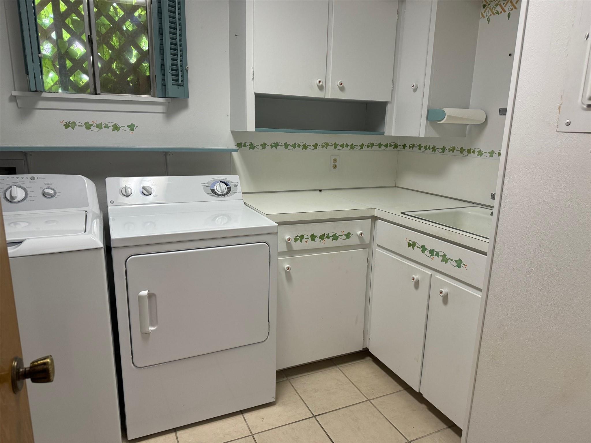 713 Sarah Jo St Property Photo 12
