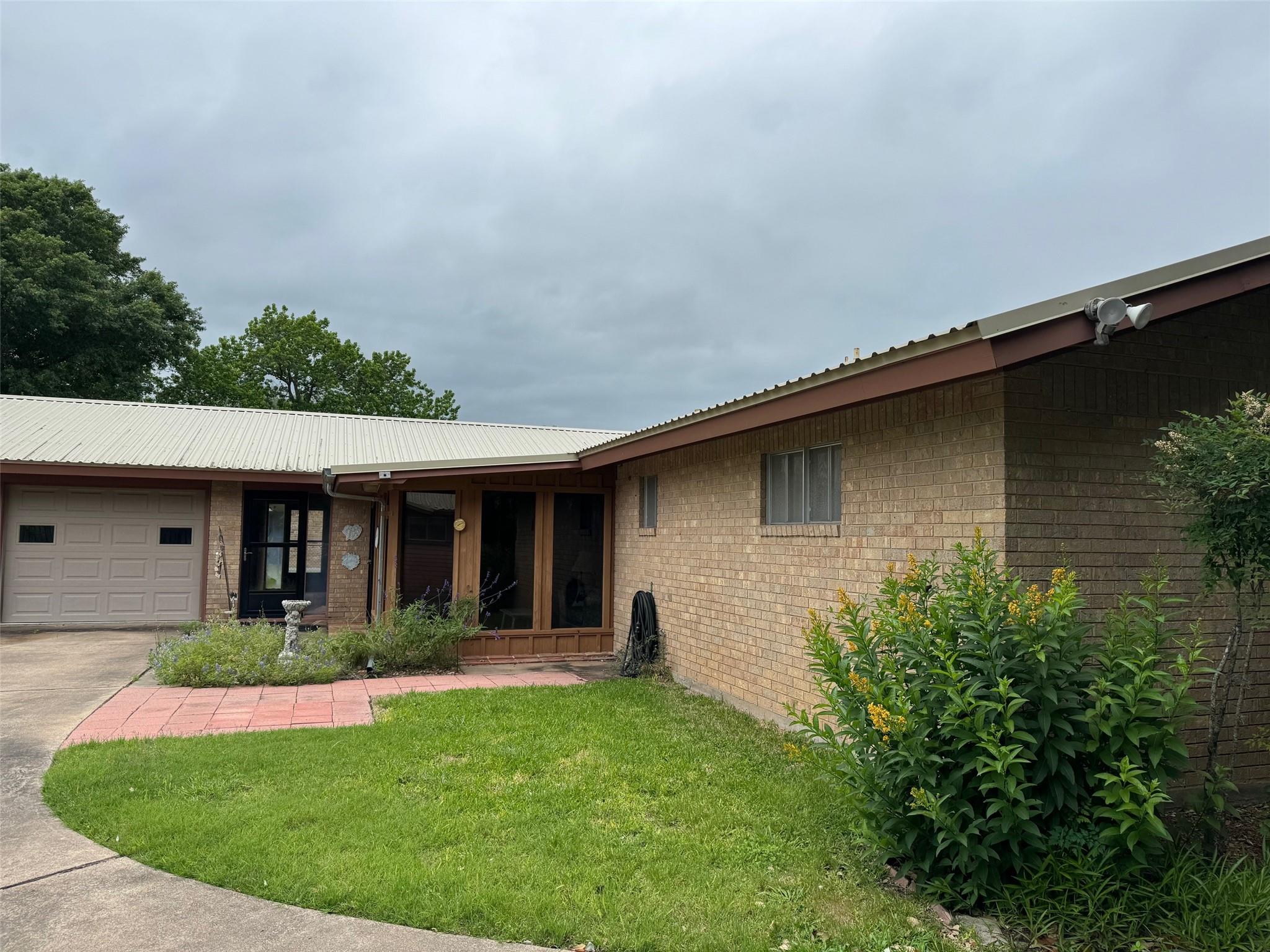 713 Sarah Jo St Property Photo 15